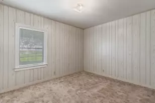 742 Co Rd 107, Boling, TX 77420 - Photo 16