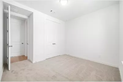11915 S Pavillion Drive, Mont Belvieu, TX 77523 - Photo 34