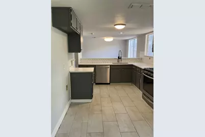 7700 Copperas Drive, Austin, TX 78749 - Photo 10