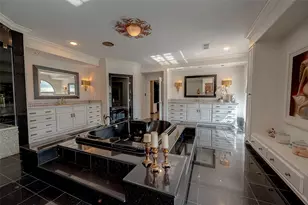 12445 Memorial Dr, Houston, TX 77024 - Photo 32