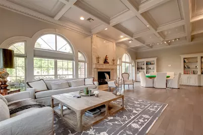 12445 Memorial Drive, Houston, TX 77024 - Photo 20