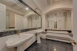 12445 Memorial Dr, Houston, TX 77024 - Photo 36