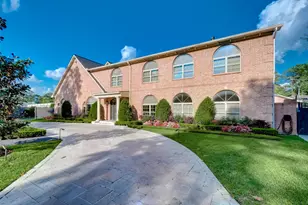 12445 Memorial Dr, Houston, TX 77024 - Photo 4