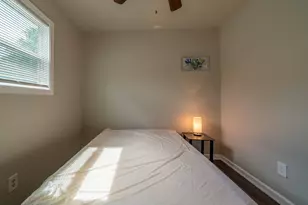 5742 Schevers St, Houston, TX 77033 - Photo 30