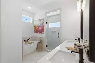 316 Walthall Dr, Houston, TX 77022 - Photo 20