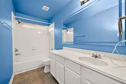 6551 Holly Cove Lane, Katy, TX 77449 - Photo 4