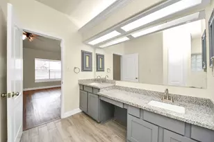 214 Willard's Way, Stafford, TX 77477 - Photo 32