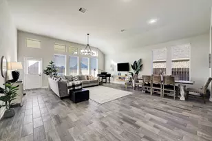 5215 Baroness Ln, Katy, TX 77493 - Photo 10