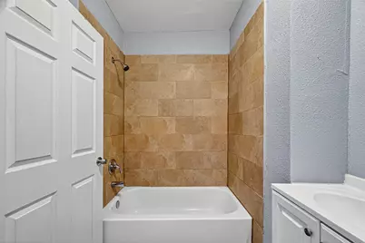 10106 Sierra Drive, Houston, TX 77051 - Photo 22