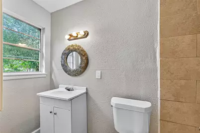 10106 Sierra Drive, Houston, TX 77051 - Photo 12