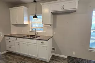 511 S Roosevelt Ave, Cleveland, TX 77327 - Photo 8