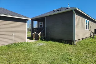 2510 24th St, Dickinson, TX 77539 - Photo 14