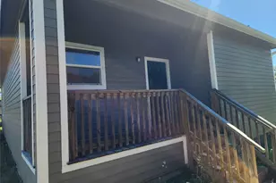 2510 24th St, Dickinson, TX 77539 - Photo 2