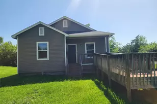 2510 24th St, Dickinson, TX 77539 - Photo 1