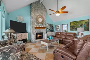 45 Dolphin St, Bayou Vista, TX 77563 - Photo 10