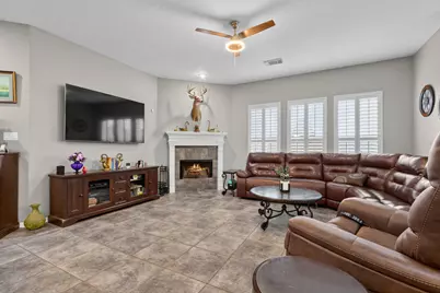 2410 Avalon Trace Lane, Pearland, TX 77581 - Photo 18