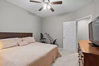 2410 Avalon Trace Lane, Pearland, TX 77581 - Photo 30