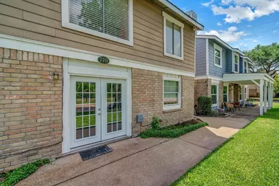 770 Memorial Mews Street #B, Houston, TX 77079 - Photo 12