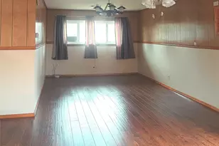 8913 Linda Vista Rd, Houston, TX 77078 - Photo 2