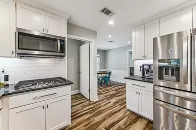 5210 Three Oaks Circle, Houston, TX 77069 - Photo 12
