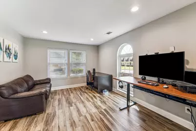 5210 Three Oaks Circle, Houston, TX 77069 - Photo 6
