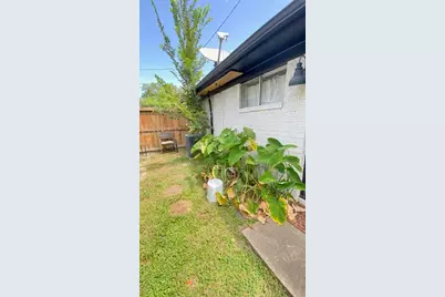 222 Caplin Street, Houston, TX 77022 - Photo 12
