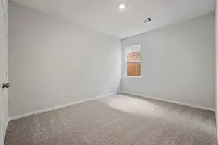 8831 New Jade Dr, Iowa Colony, TX 77583 - Photo 10
