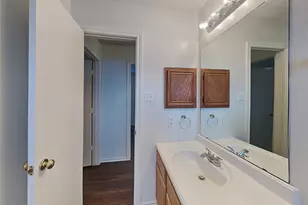 1103 Lochmoor Ln, Pearland, TX 77581 - Photo 14