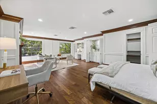 1727 Nantucket Dr, Houston, TX 77057 - Photo 12