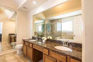 3002 Clearview Cir, Houston, TX 77025 - Photo 32