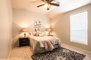 3002 Clearview Cir, Houston, TX 77025 - Photo 34