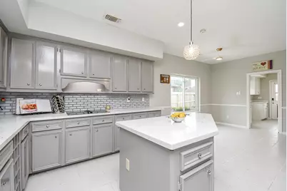 1002 Meadowlark Lane, Sugar Land, TX 77478 - Photo 6