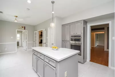 1002 Meadowlark Lane, Sugar Land, TX 77478 - Photo 10