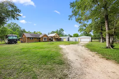 6742 Dusty Lane, Conroe, TX 77306 - Photo 2