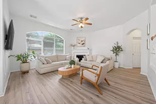 5707 Oakwell Station Ct, Humble, TX 77346 - Photo 4