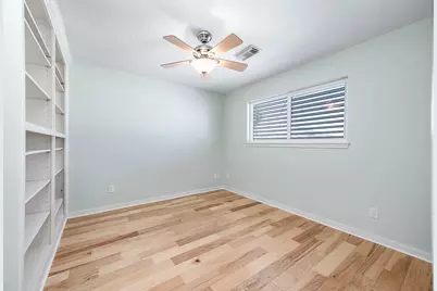 837 Marlin Street, Bayou Vista, TX 77563 - Photo 10