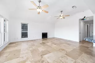 837 Marlin St, Bayou Vista, TX 77563 - Photo 4