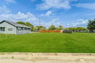 12 Becca Ct, Brookshire, TX 77423 - Photo 1