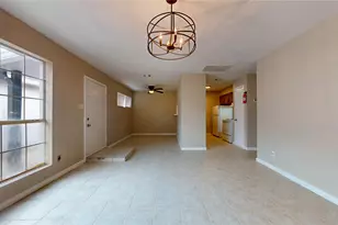 5017 Mallow St, Houston, TX 77033 - Photo 16