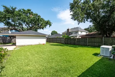 4711 Burning Tree Drive, Baytown, TX 77521 - Photo 14