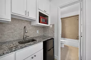 822 W 22nd St, Houston, TX 77008 - Photo 36