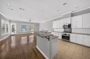 822 W 22nd St, Houston, TX 77008 - Photo 10