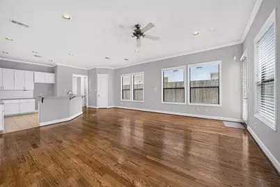 822 W 22nd Street, Houston, TX 77008 - Photo 14