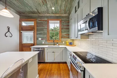 1426 Avenue M, Galveston, TX 77550 - Photo 12