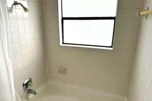 7901 Cambridge St, Houston, TX 77054 - Photo 8