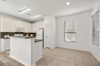 2911 Hackamore Hollow Lane, Houston, TX 77014 - Photo 8