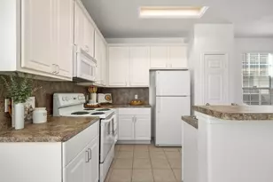 2911 Hackamore Hollow Ln, Houston, TX 77014 - Photo 10