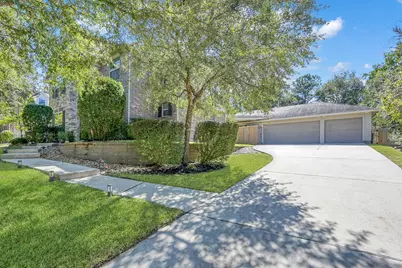 2458 S Bramlet Drive, Conroe, TX 77304 - Photo 2