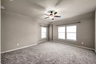 2458 S Bramlet Dr, Conroe, TX 77304 - Photo 30