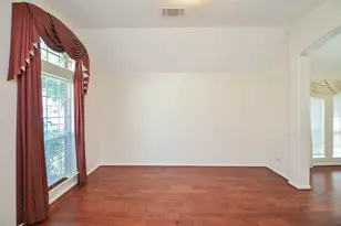 2019 Magnolia Crest Ln, Sugar Land, TX 77478 - Photo 4